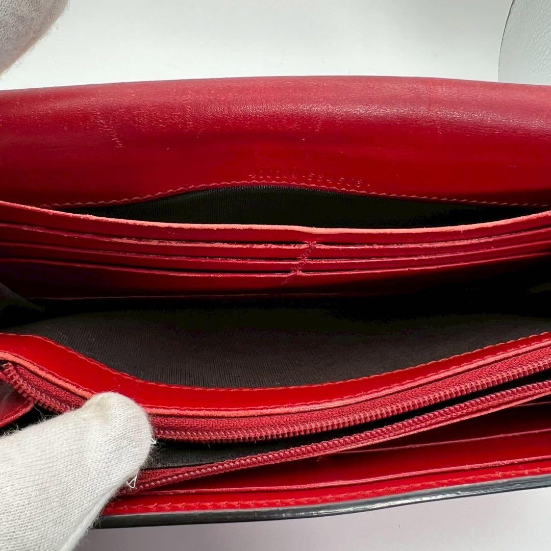 GUCCI　グッチ　二つ折り長財布　GG柄　シマ　　レッド　レディース