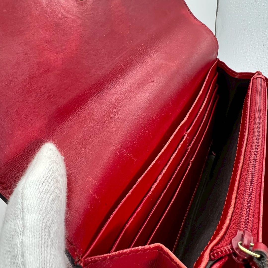GUCCI　グッチ　二つ折り長財布　GG柄　シマ　　レッド　レディース