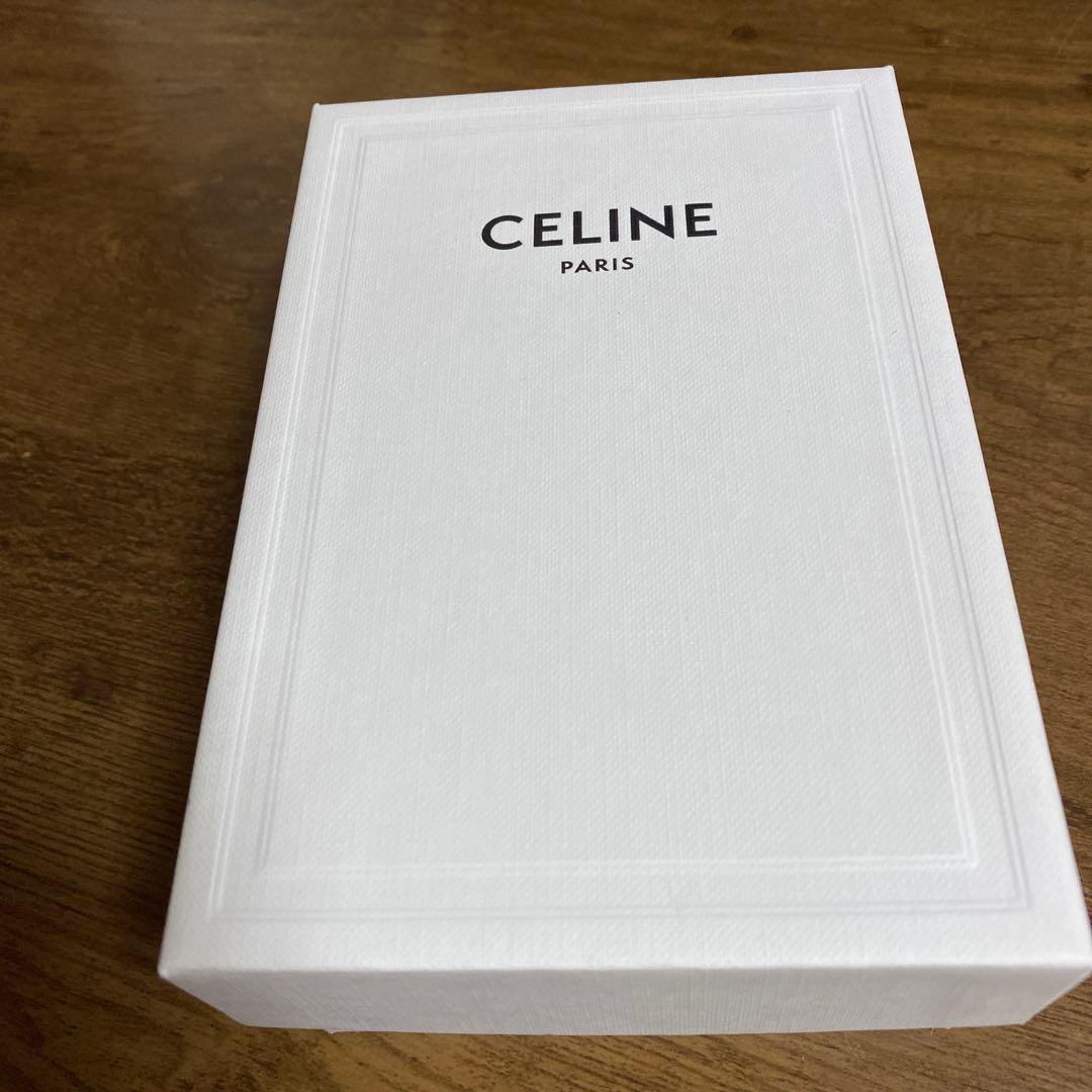 CELINE ライトグレーレザーふたつ折り財布 最終価格