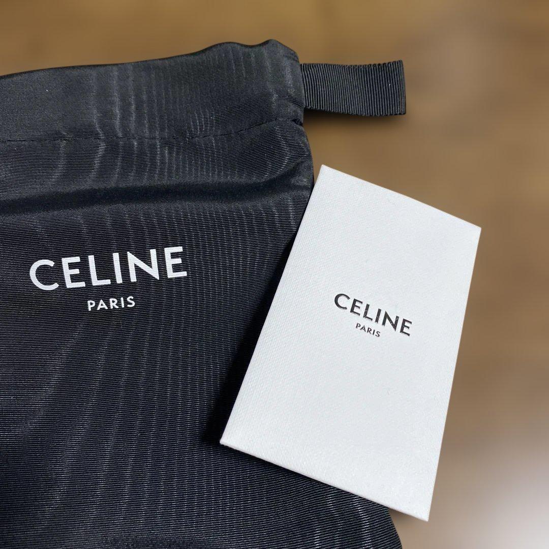 CELINE ライトグレーレザーふたつ折り財布 最終価格