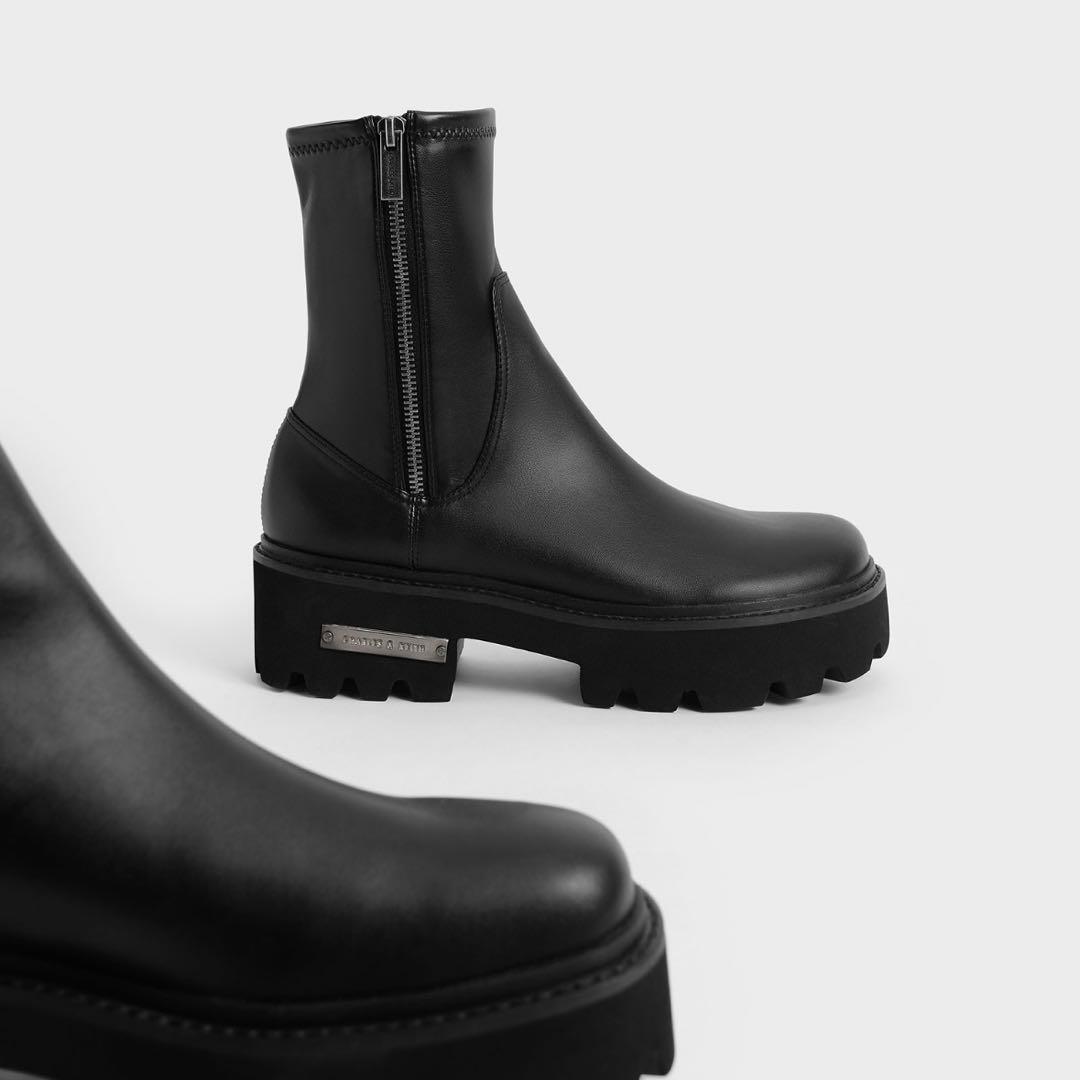 CHARLES & KEITH サイドジップ アンクルブーツ
