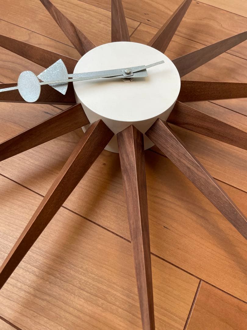 Vitra　正規品　サンバーストクロック　ウォルナット　時計　ジョージネルソン