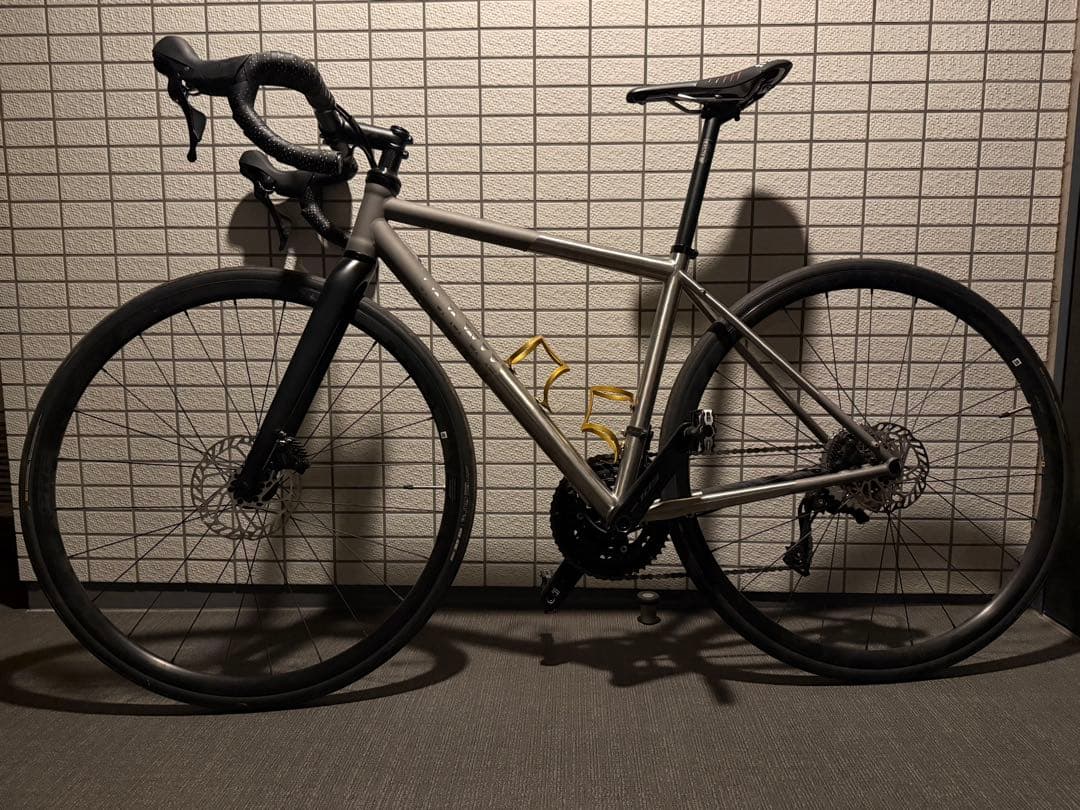 チタンフレーム Shimano 105 ロードバイク 完成車