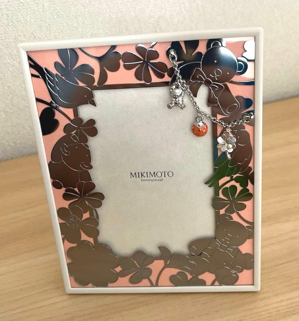 【未使用】MIKIMOTO フォトスタンド 熊とてんとう虫とクローバーのチャーム