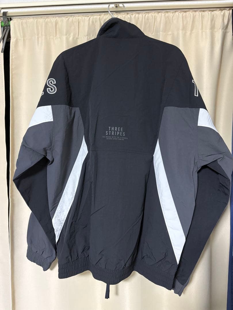 adidas ジャージ上下セット