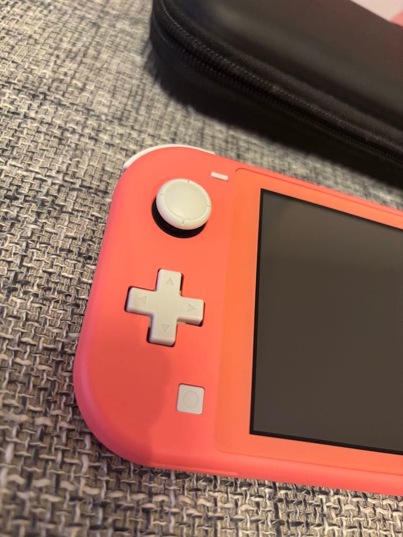 Nintendo Switch Lite ピンク 本体 ケース付き 充電器無し