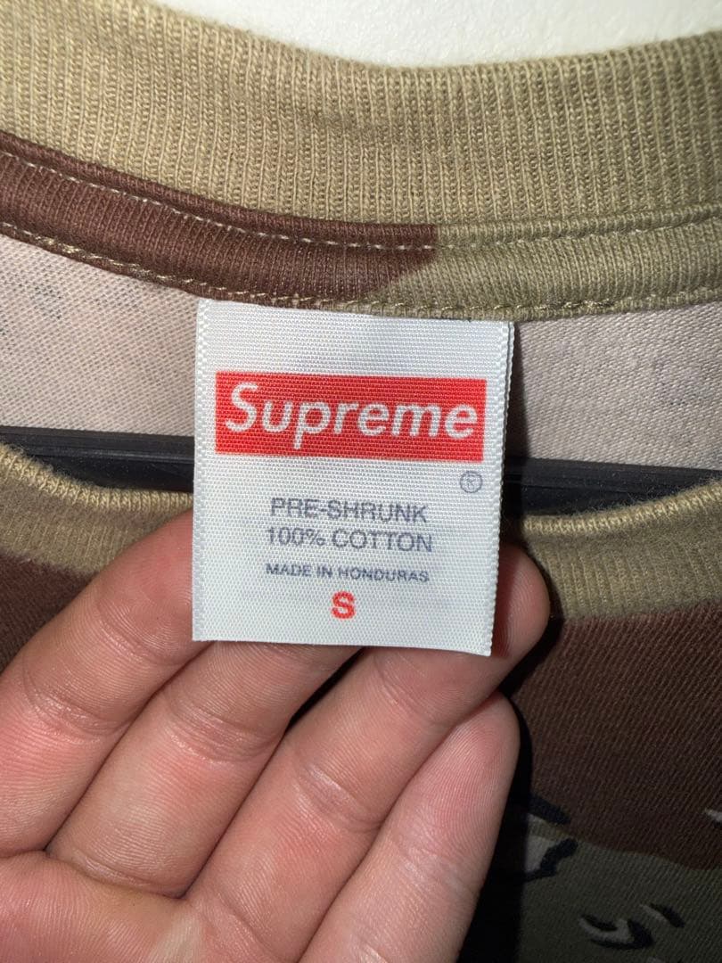 Supreme Tシャツ Sサイズ ステッカー付き