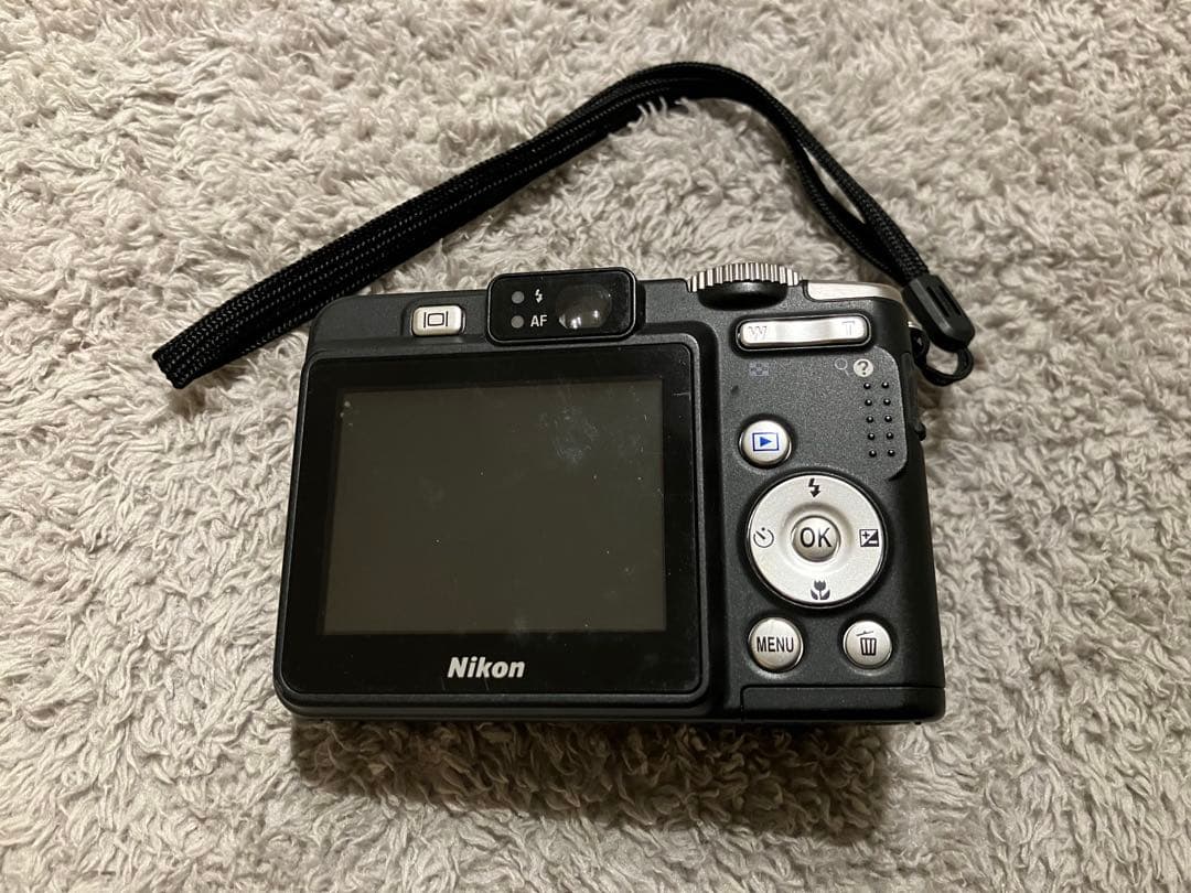 【動作確認済】Nikon COOLPIX P50 コンパクトデジタルカメラ