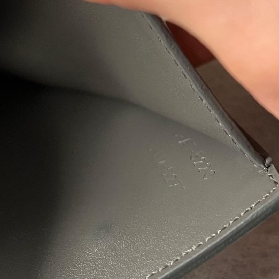 美品 CELINE スモール トリフォールド ウォレット グレー 販売証明書付
