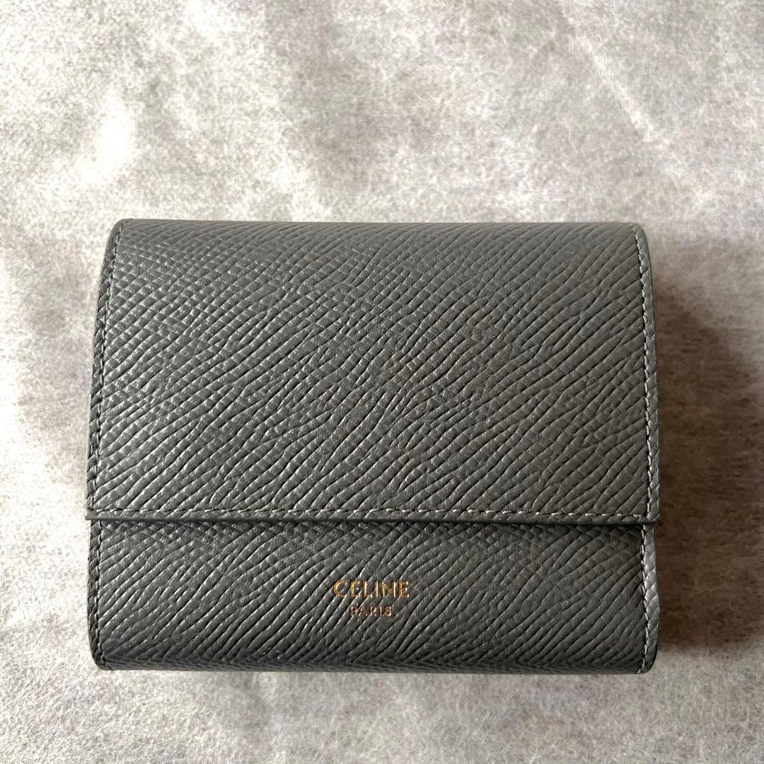 美品 CELINE スモール トリフォールド ウォレット グレー 販売証明書付