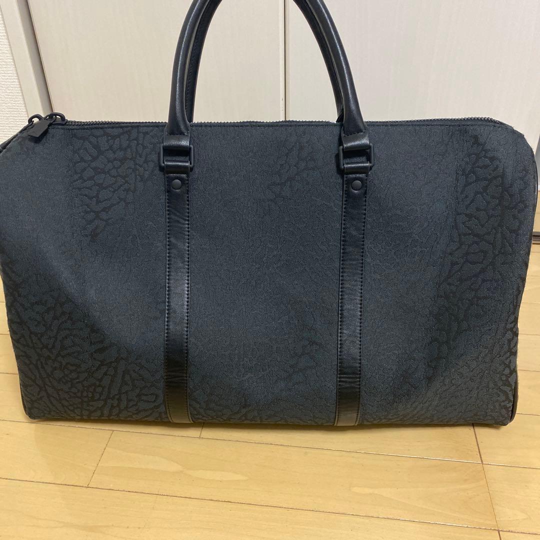 【美品!!】 エアジョーダン　アイコン　ダッフルバック(40L) オフノワール