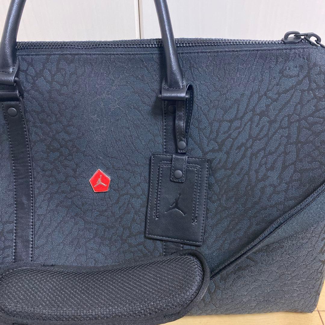 【美品!!】 エアジョーダン　アイコン　ダッフルバック(40L) オフノワール