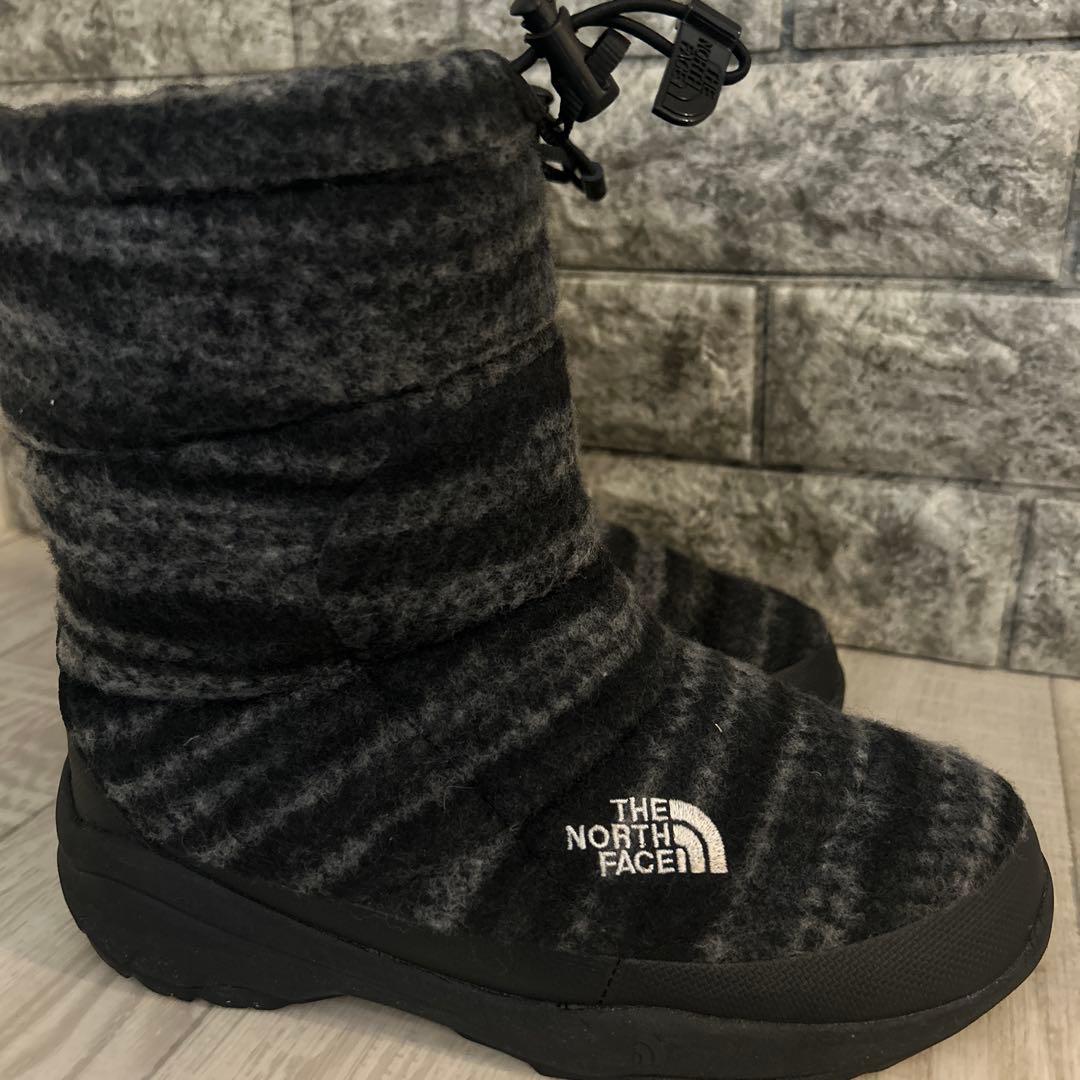 美品　THE NORTH FACE NUPTSE BOOTIE 23㎝