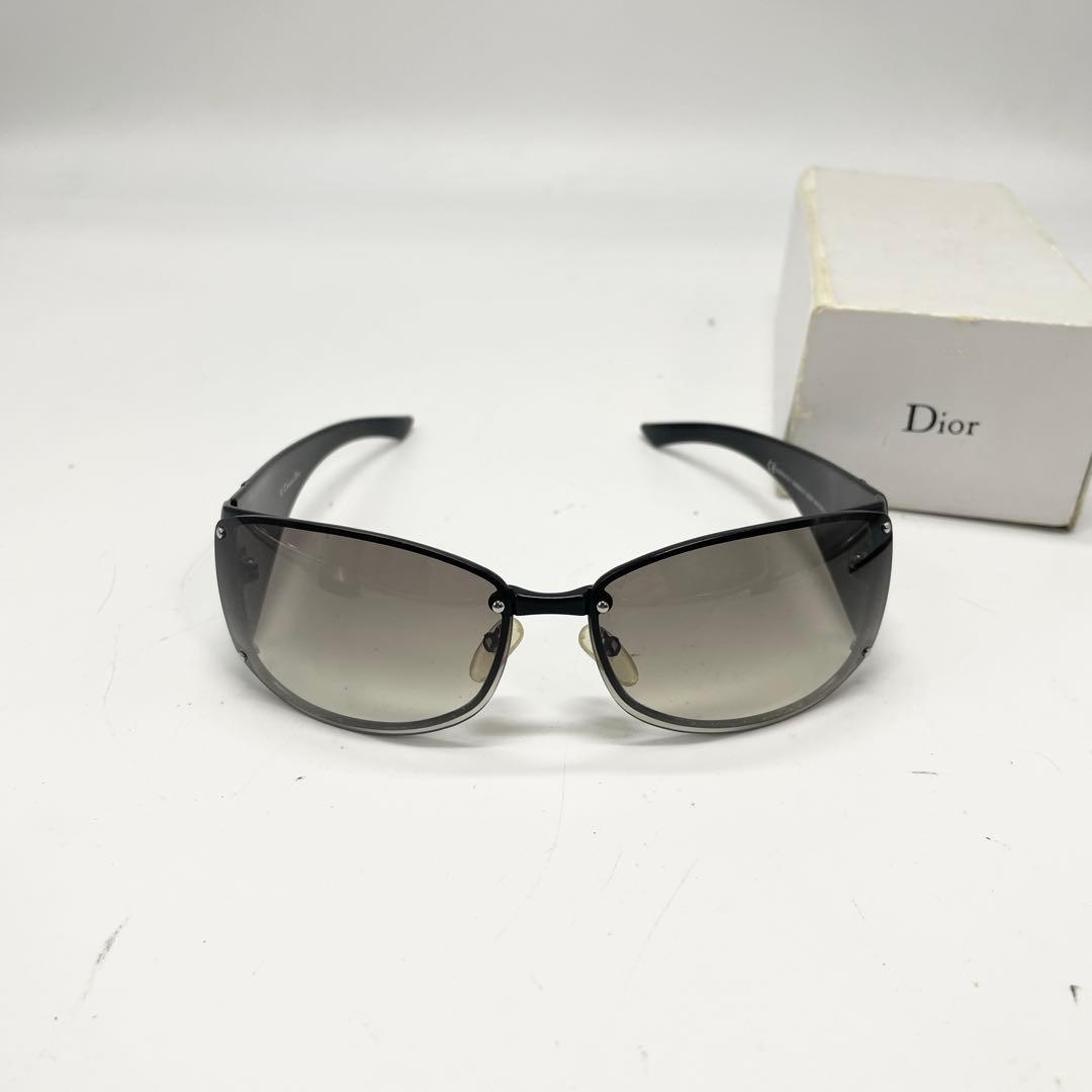 DIOR ディオール　サングラス　ブラック　ロゴ　太め　黒縁