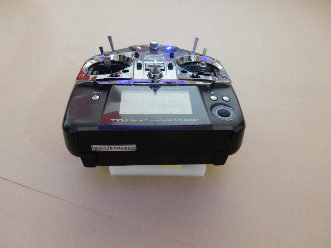 FUTABA T10J ヘリ用 送信機単品 （乾電池仕様） モード１