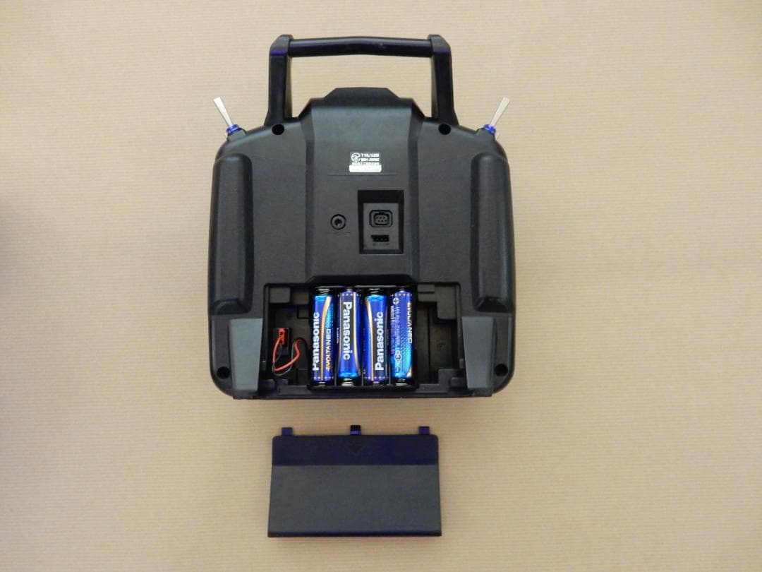 FUTABA T10J ヘリ用 送信機単品 （乾電池仕様） モード１