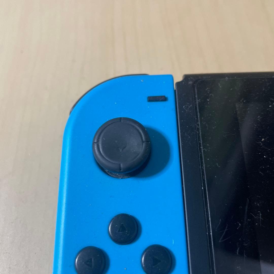 Nintendo Switch 本体 青と赤のJoy-Con 充電器その他備品
