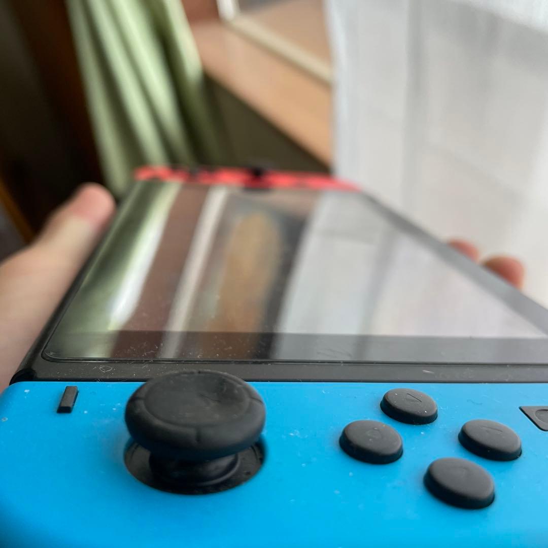 Nintendo Switch 本体 青と赤のJoy-Con 充電器その他備品