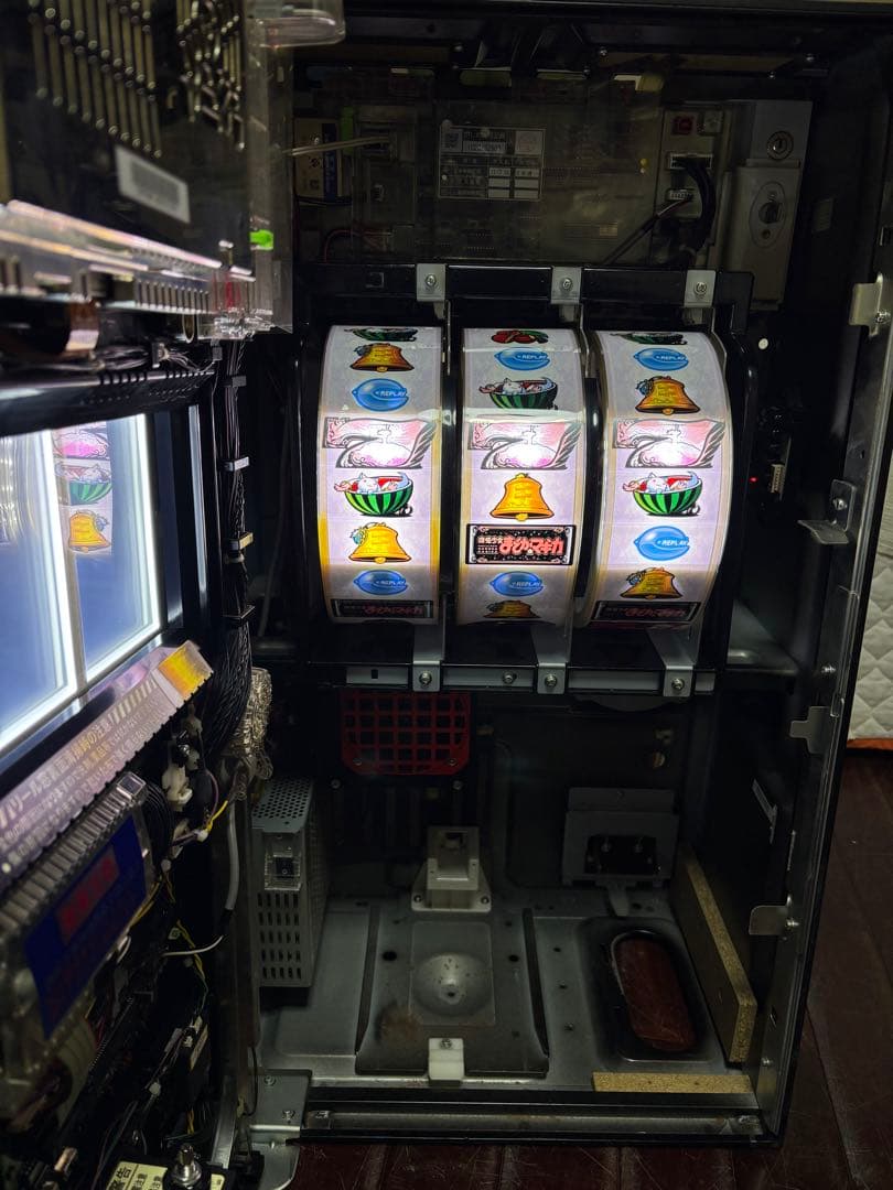 【送料無料】名機！初代 まどか☆マギカ ユニバーサル 不要機付 まどマギ