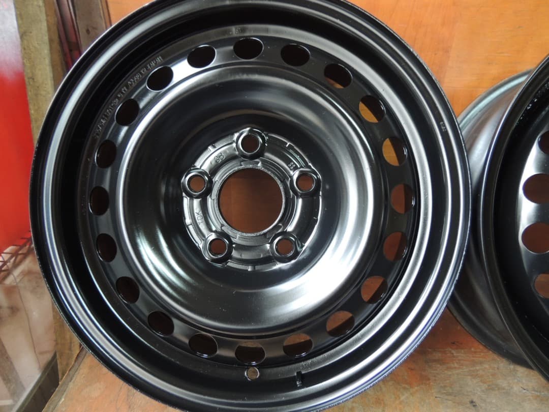 C121 15x5.5J 5穴 スチールホイール 15インチ 4本 フリード