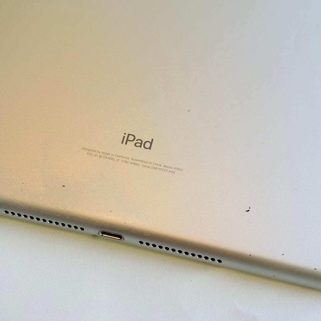 iPad(第6世代)Wi-Fiモデル 32GB シルバー(箱アリ)