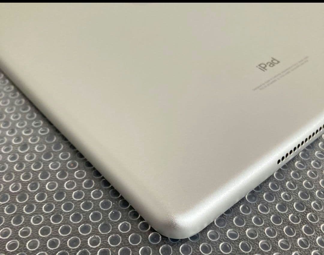 ☆iPad6第6世代32GB WIFIモデル☆