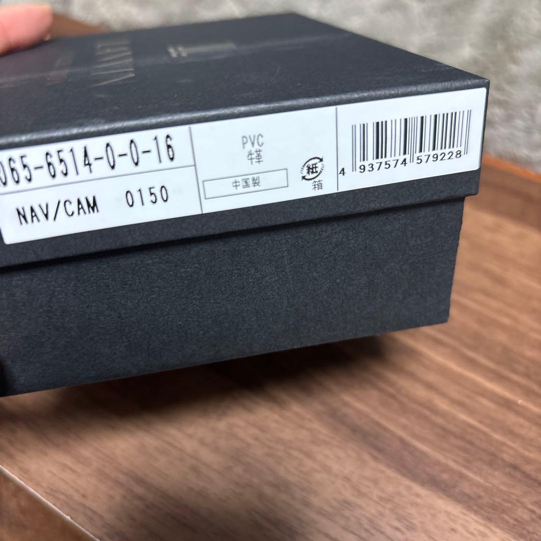 新品本革LANVIN ランバンコレクション 二つ折り財布16500円
