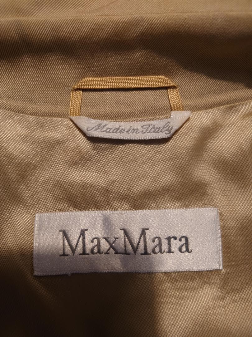 美品☆最高級白タグイタリー製☆MAXMARAトレンチコート☆ベージュ４０