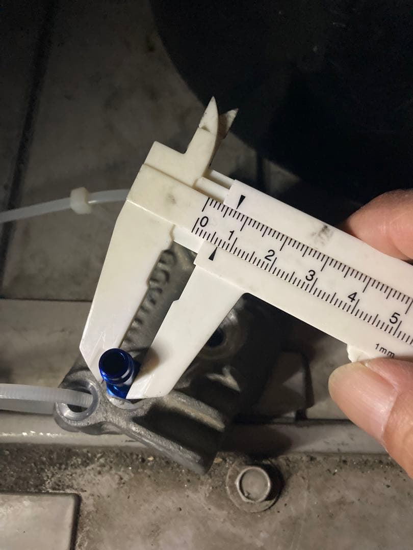 沙*斗様 オイルクーラー取出口キタコモンキー　シャリー　DAX カブ　12V