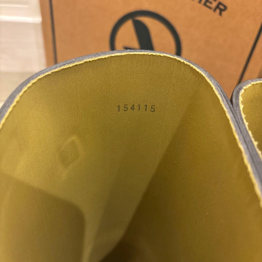 美品　AIGLE 黒 レインブーツ　37