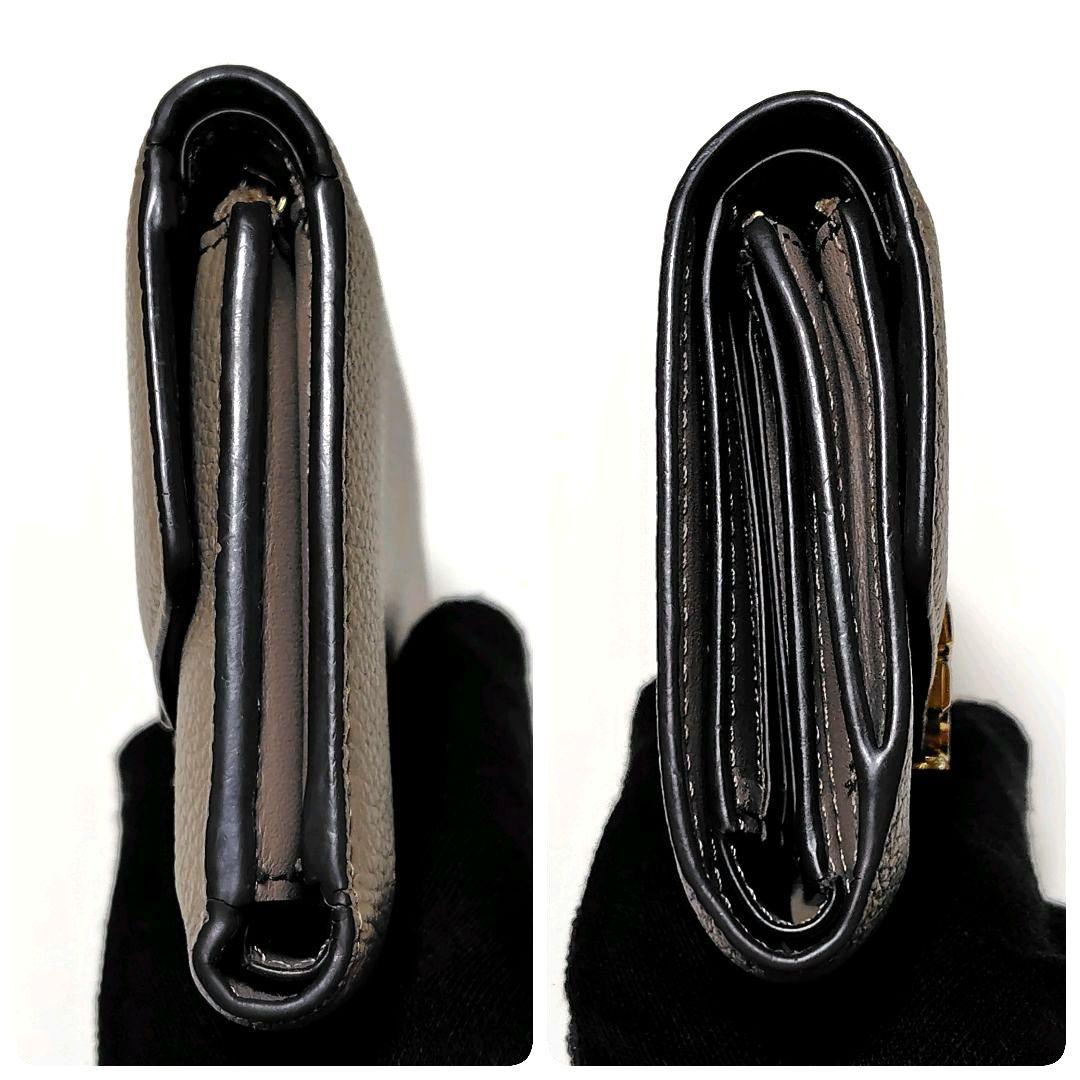 美品✨　トリーバーチ　折り財布　グレージュ　シボ革　金具ロゴ　シンプル