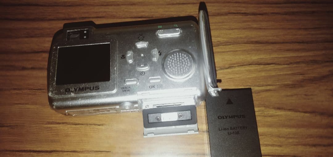 OLYMPUS　デジタルカメラ　U-30