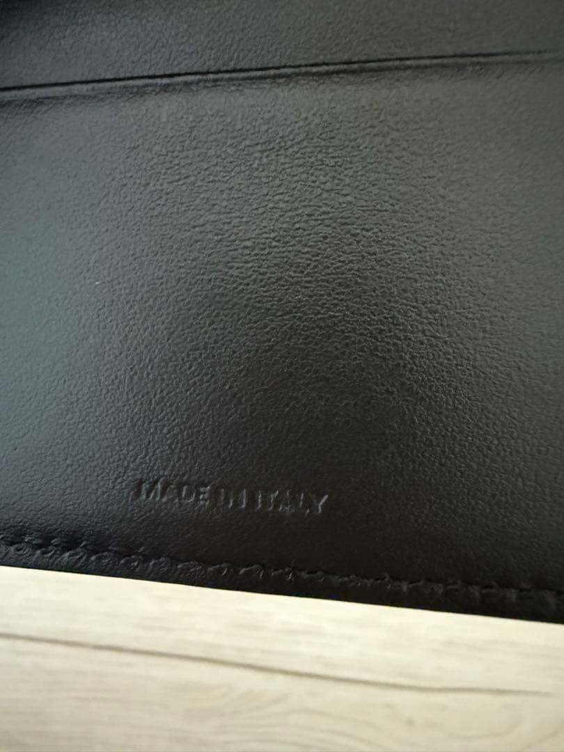 一回短時間使用のみ！ CELINE セリーヌ トリオンフ折りたたみ財布