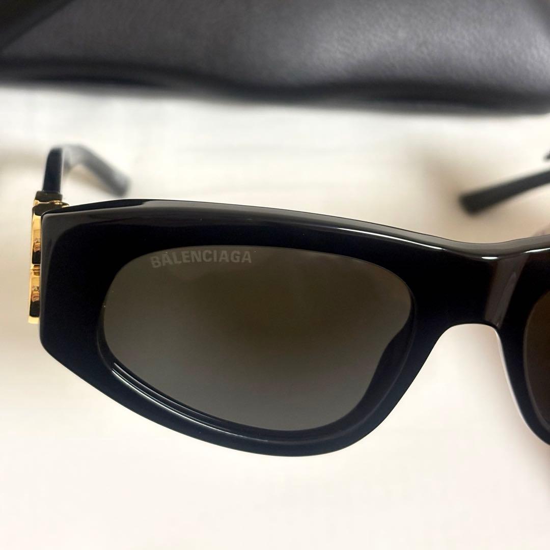 BALENCIAGA ブラック サングラス※あと1日で出品終了