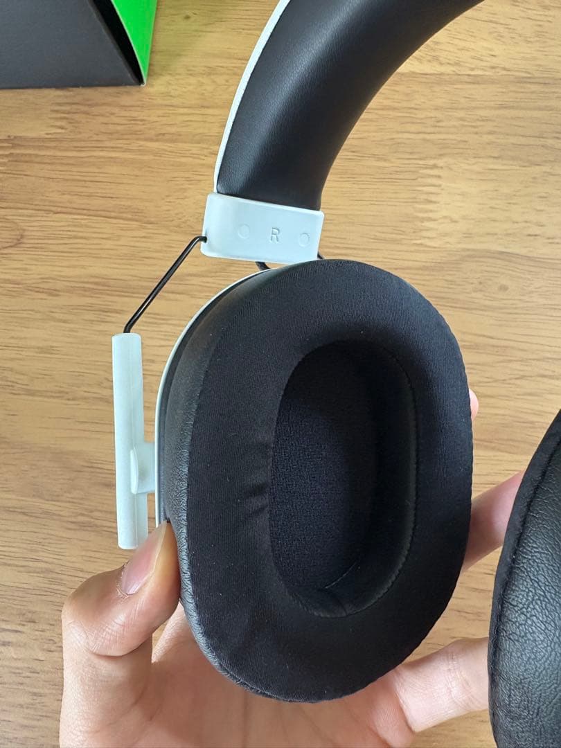 【値下げ中】Razer BlackShark V2 HyperSpeed