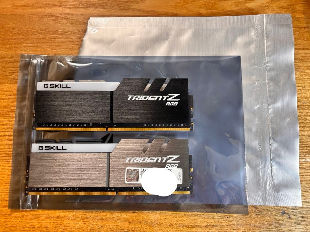 メモリー 16GB(8GB*2) G.SKILL F4-3600C18D-16GTZRX