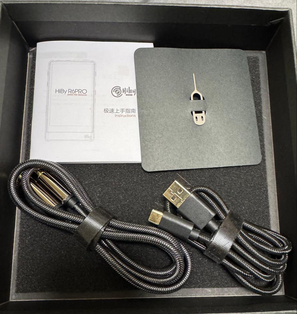 AKG ヘッドホン　hiby R6 pro AL レザーケース　ポーチ　名機