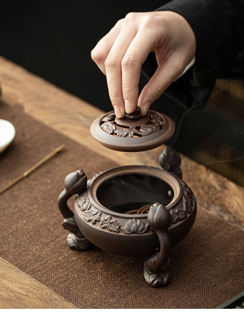 三本足の蓮の香炉  茶道具　香道具  工芸品 美術品 置物