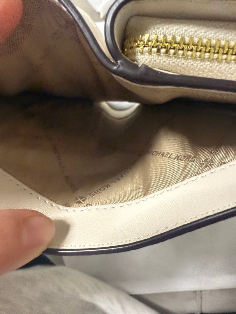 新品未使用MICHAEL KORS 二つ折り財布 ホワイト/グレー