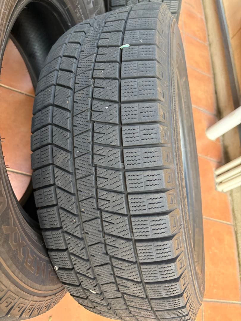 215/65R16 スタッドレス　ウィンターマックス03 ４本　ダンロップ