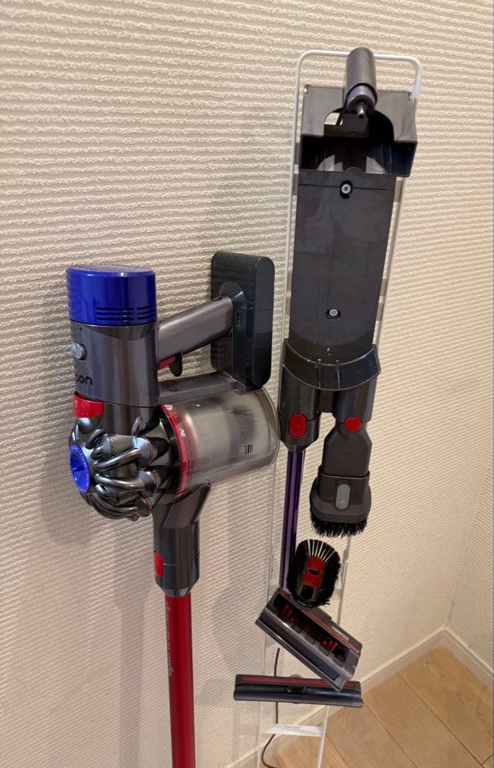 Dyson V8 スティッククリーナー 本体
