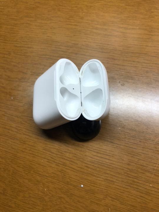 Apple AirPods 1世代