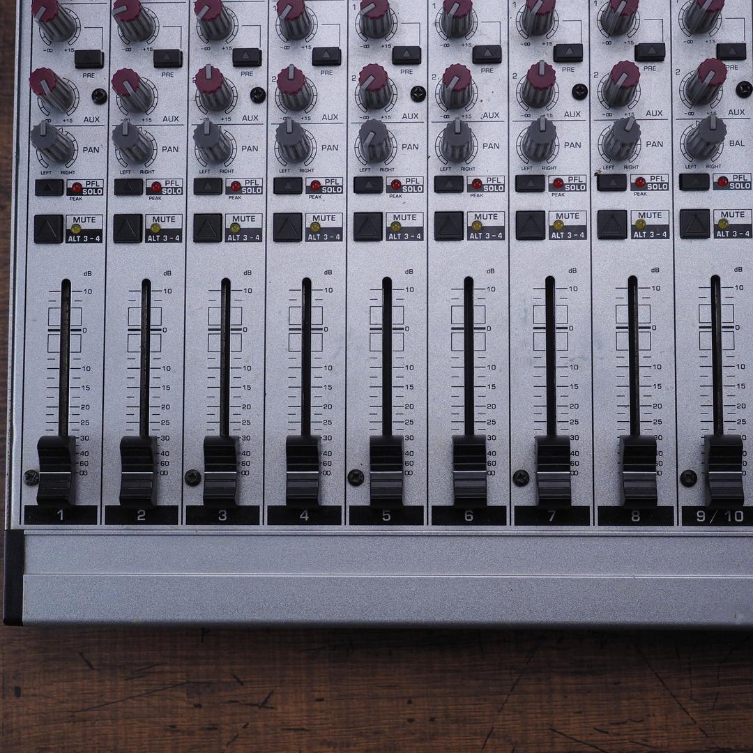 BEHRINGER MX2004A 　ACアダプターなしだけど動作確認済品