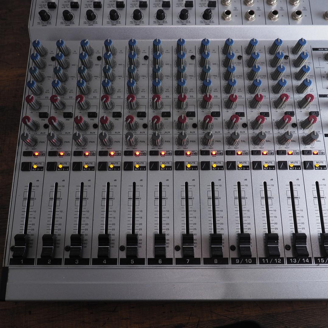BEHRINGER MX2004A 　ACアダプターなしだけど動作確認済品