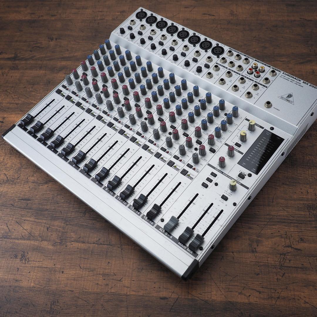BEHRINGER MX2004A 　ACアダプターなしだけど動作確認済品