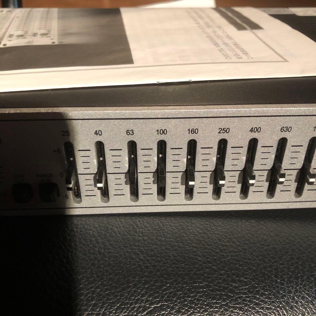 dbx 215s グラフィックイコライザー　中古