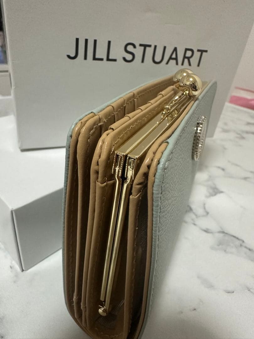 JILL STUART オリーブカラー 二つ折り財布