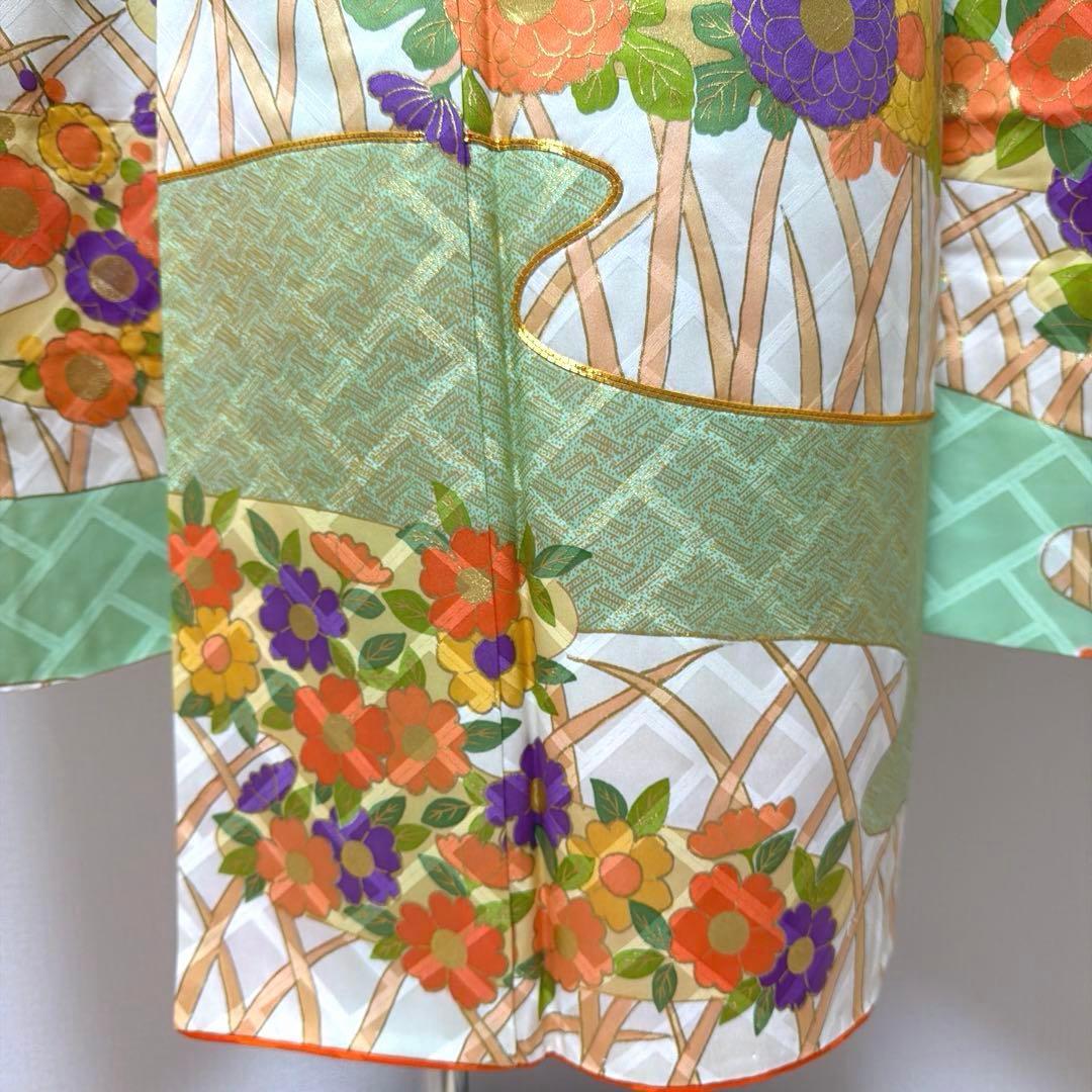 36 振袖フルセット 正絹 淡グリーン 緑 金彩 刺繍 駒刺繍 レトロ 古典