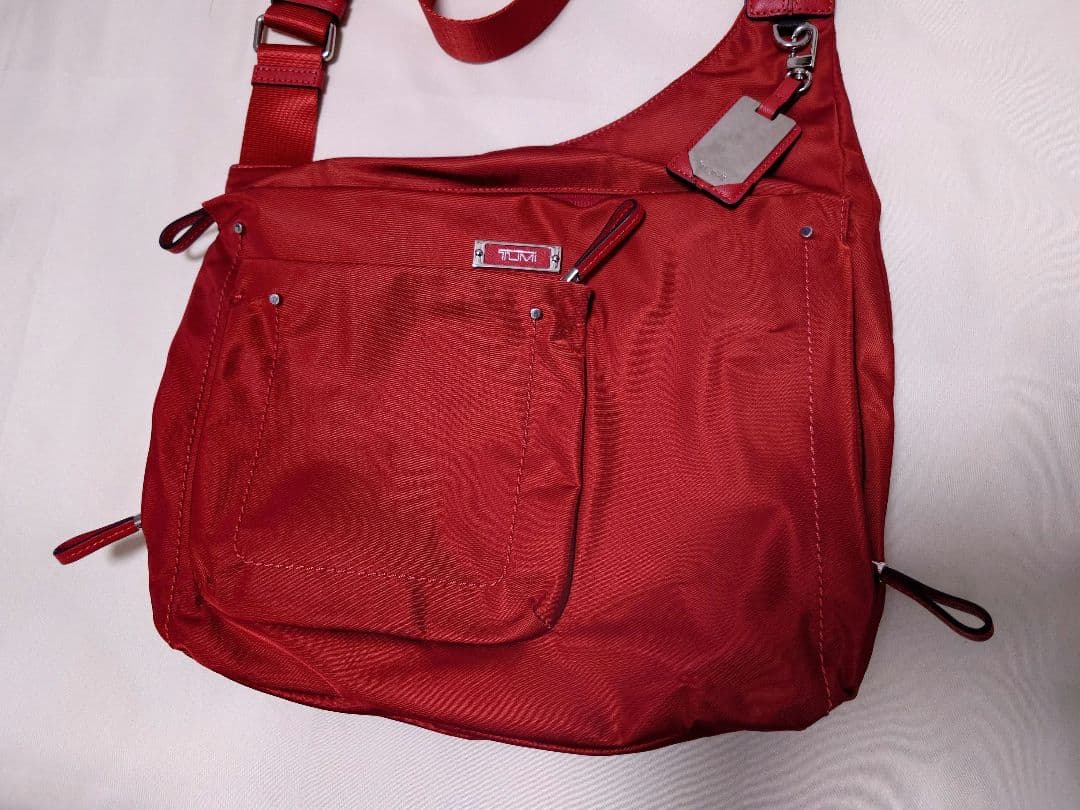 【TUMI/トゥミ】 クロスボディバッグ 渋いレッド