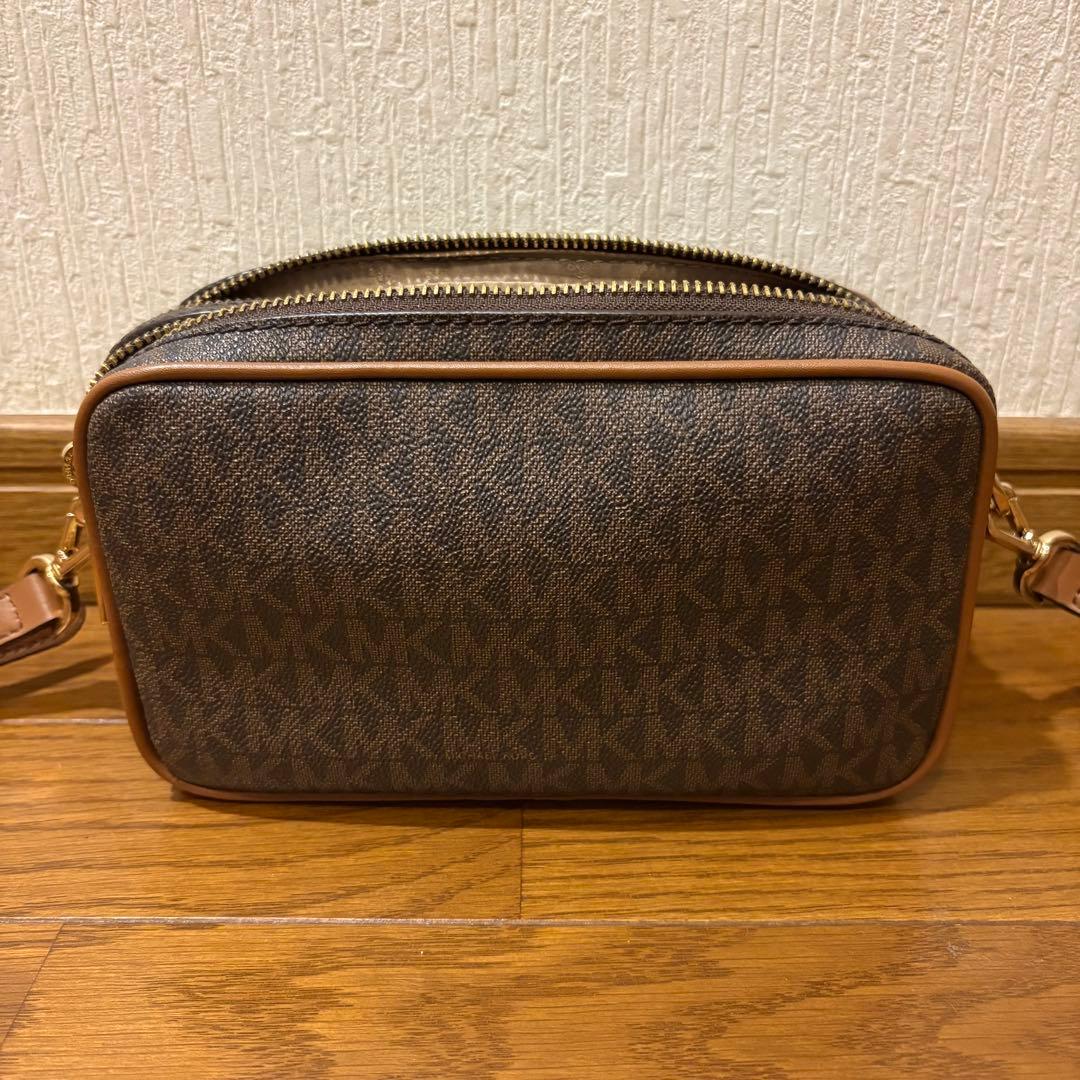 MICHAEL KORS ブラウンショルダーバッグ